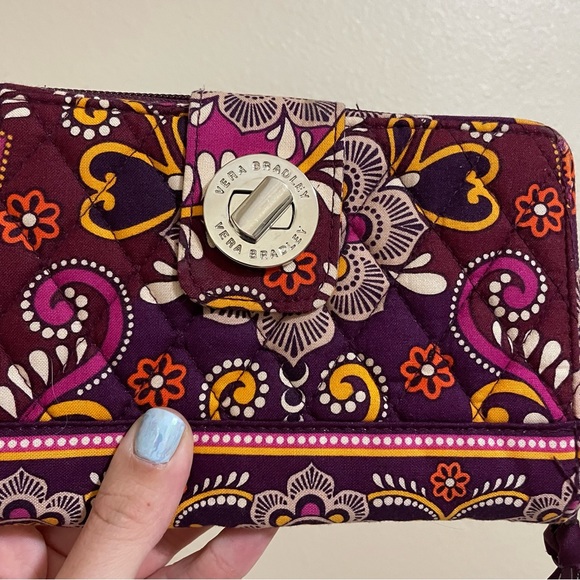 Vera Bradley Safari Sunset Zip Around Wallet - Picture 2 of 4